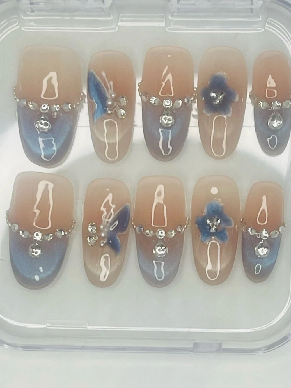 Blue Floral Press-On Nail Set with Rhinestones - Women Makeup